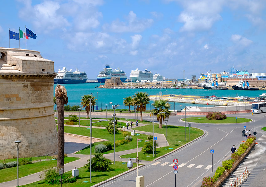 Limousine Civitavecchia Port Transfers 3 Transfers to from Airports to Rome and beyond